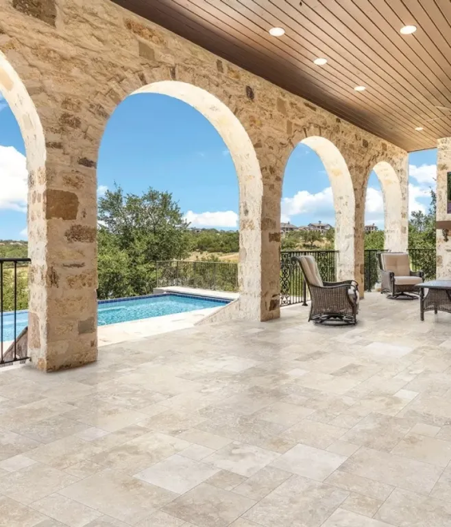 Carrelage imitation pierre, bois ou béton : quelle tendance choisir à Lunéville, Nancy et Épinal ?